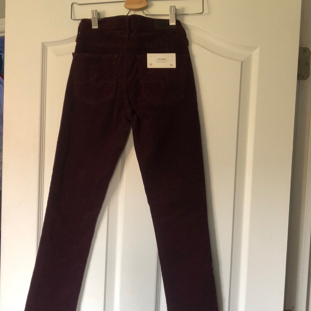 Mid-Rise Jeans - Picture 2 of 3